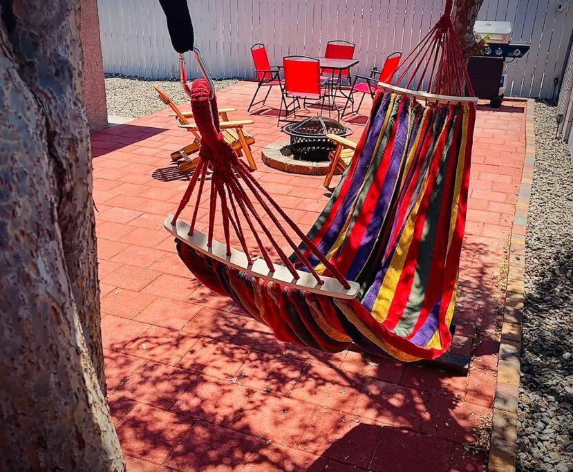Your Tiny Downtown Home With Backyard Unit D Phoenix Extérieur photo