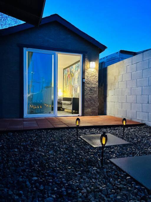 Your Tiny Downtown Home With Backyard Unit D Phoenix Extérieur photo